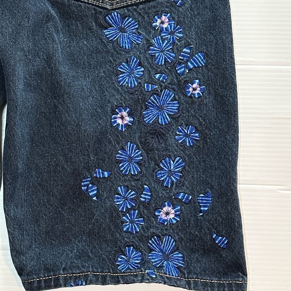 EVISU Cotton Denim Embroidered Blue Jean Shorts 38 like new tagged 38 waist - Picture 6 of 14